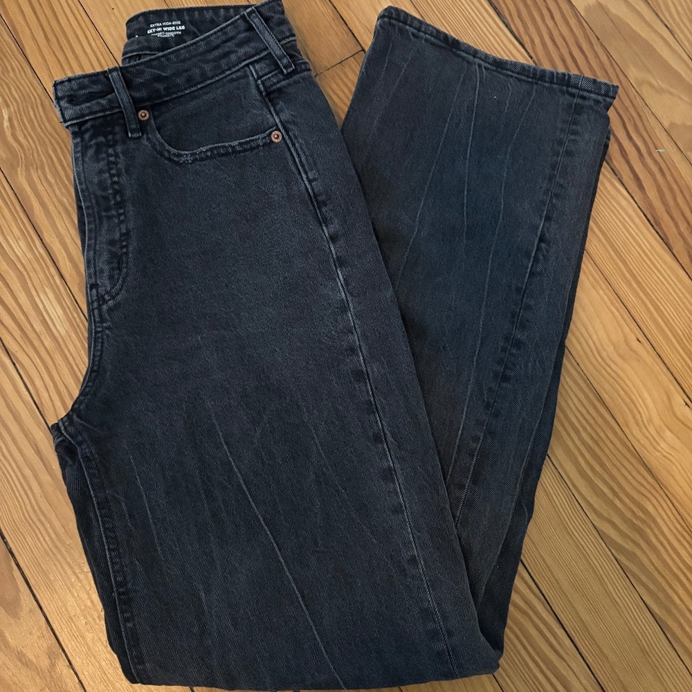 Black wide-leg old navy jeans
